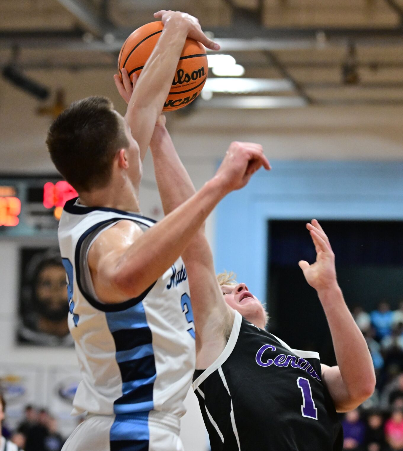 Mater Dei vs Breese Central